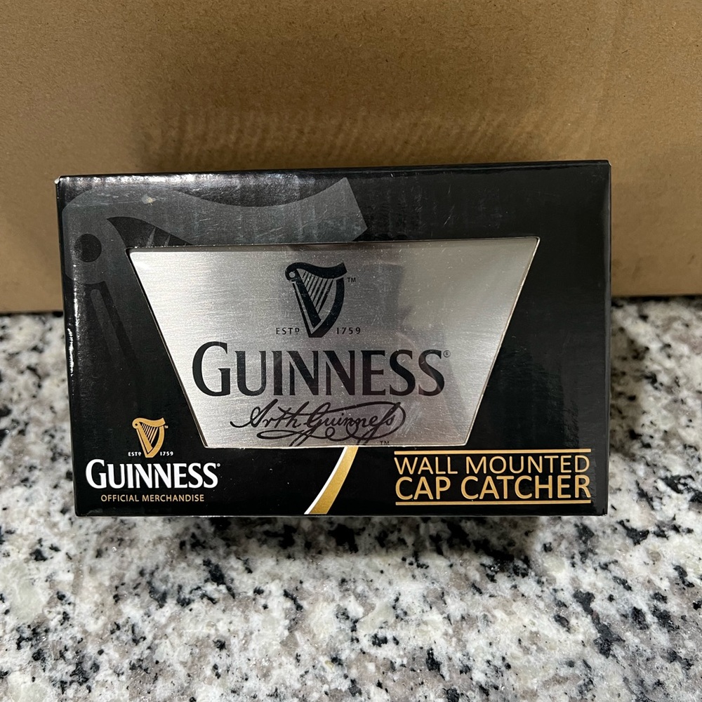 GUINNESS Wall Mounted Cap Catcher NWT
